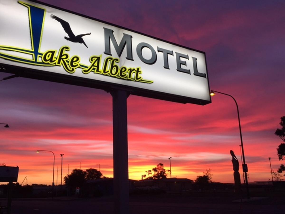 Lake Albert Motel Meningie Exteriér fotografie