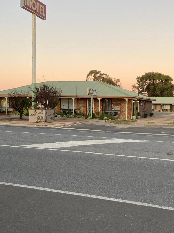 Lake Albert Motel Meningie Exteriér fotografie